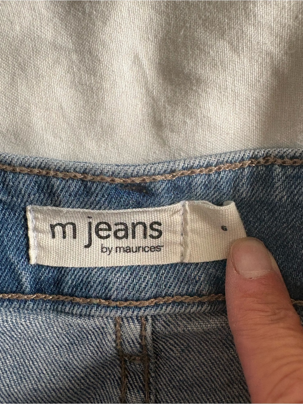 Maurices m jeans Denim Midi Skirt Size 6 Distressed Raw Hem Long Blue Wash - Picture 7 of 7